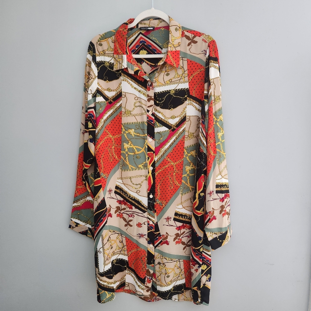 Men's Fashion Nova 1XL Button Down Shirt With Chains and Tassle Patterns